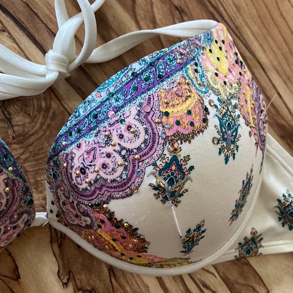 Victoria’s Secret push-up Set an effect bikini top lots of padding size 34D wire - Picture 2 of 7